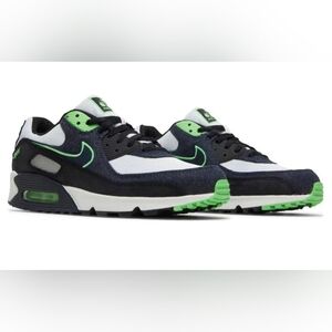 Nike Air Max 90 SE (8.5Men)